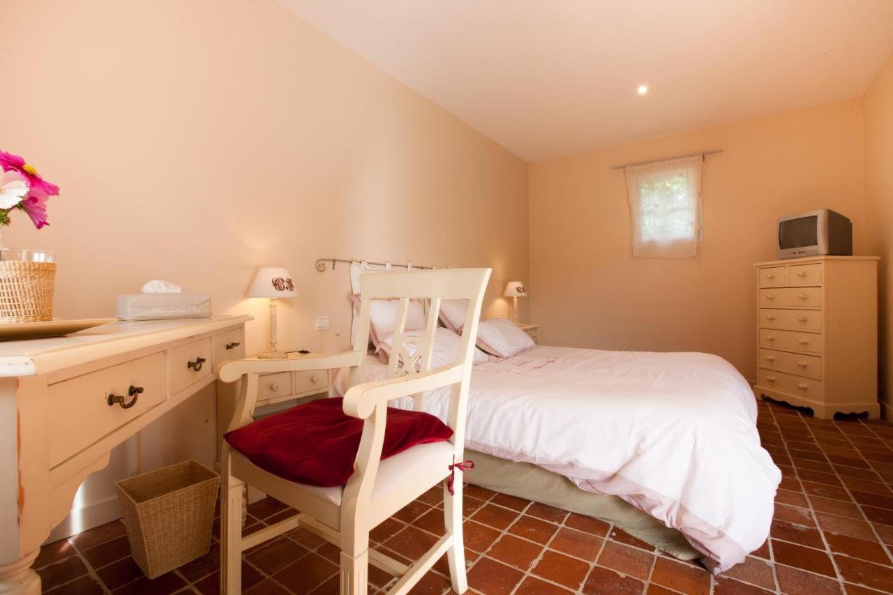 Domaine De La Combotte Bed and Breakfast Nantoux Εξωτερικό φωτογραφία