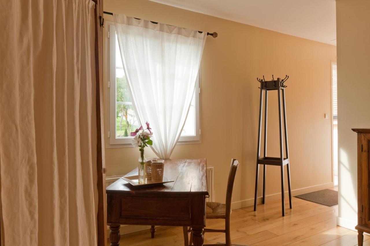 Domaine De La Combotte Bed and Breakfast Nantoux Εξωτερικό φωτογραφία