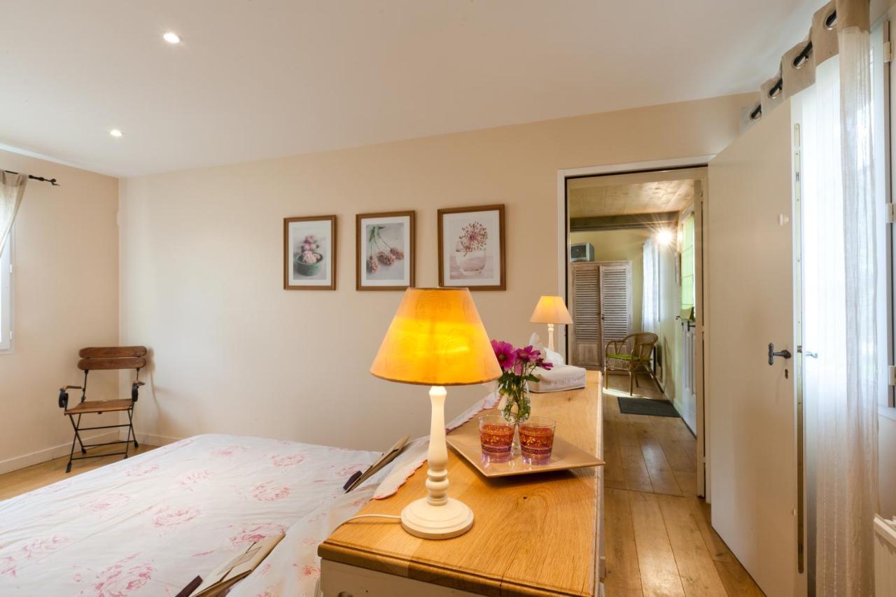 Domaine De La Combotte Bed and Breakfast Nantoux Εξωτερικό φωτογραφία
