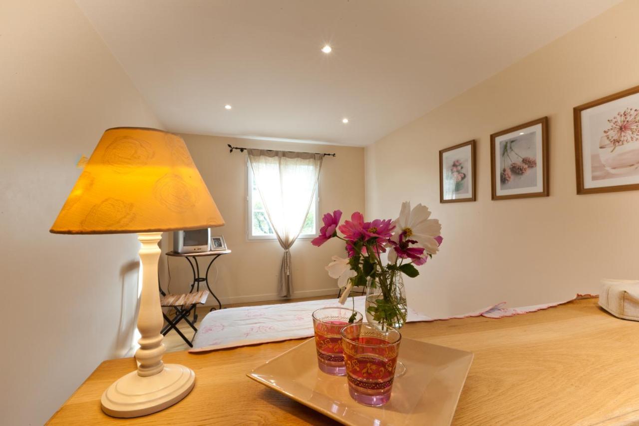 Domaine De La Combotte Bed and Breakfast Nantoux Εξωτερικό φωτογραφία