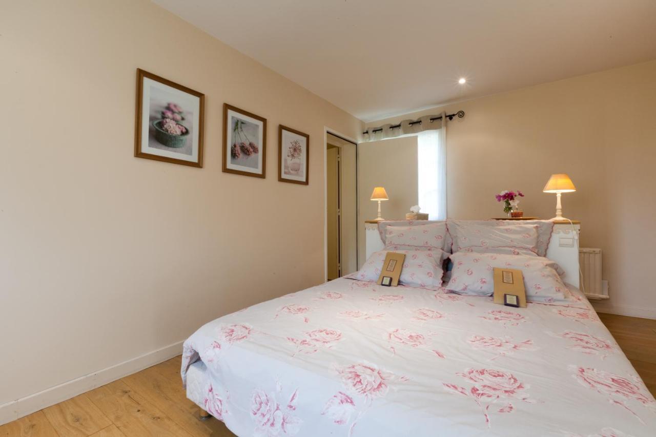 Domaine De La Combotte Bed and Breakfast Nantoux Εξωτερικό φωτογραφία